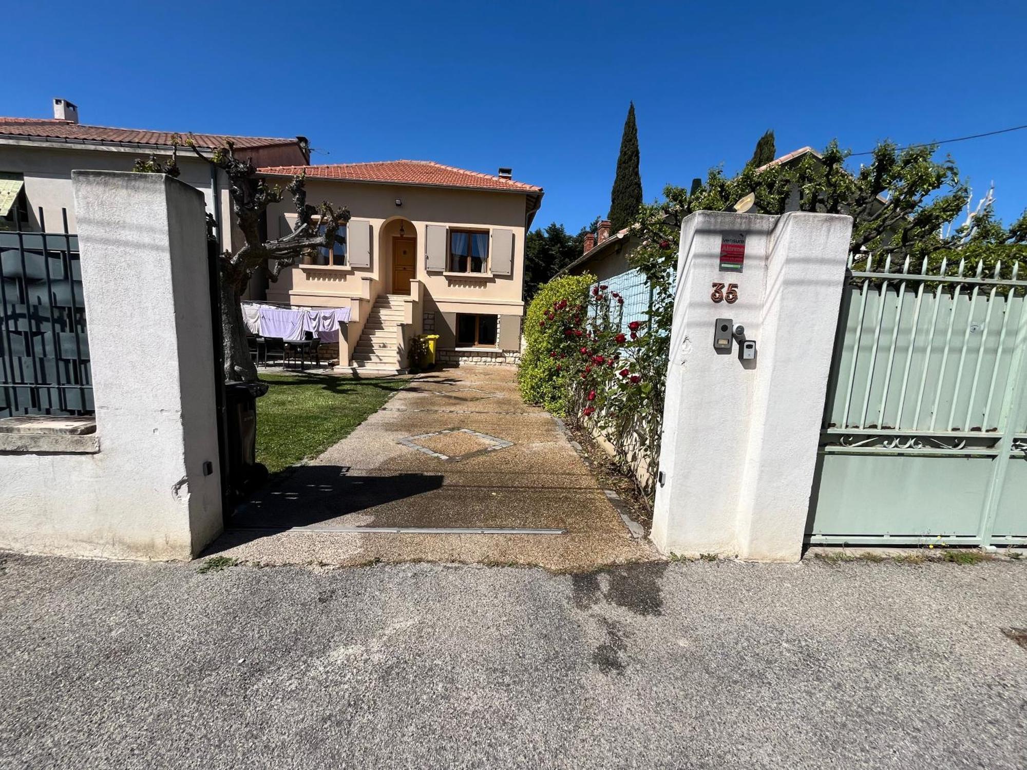 Maison Familiale 3 Chambres, Parking Gratuit Avignon Exterior foto